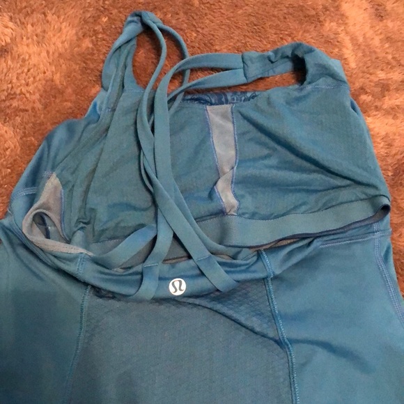 Lululemon top - Picture 3 of 3